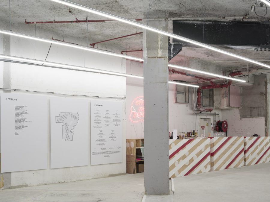 Bureau Vue: AHHHH !!! Paris Internationale